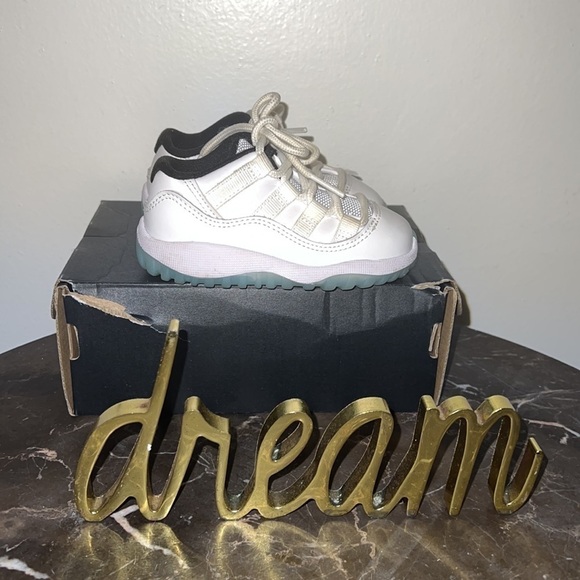 JORDAN 11 RETRO LOW Size 6 C Toddler - Picture 1 of 9